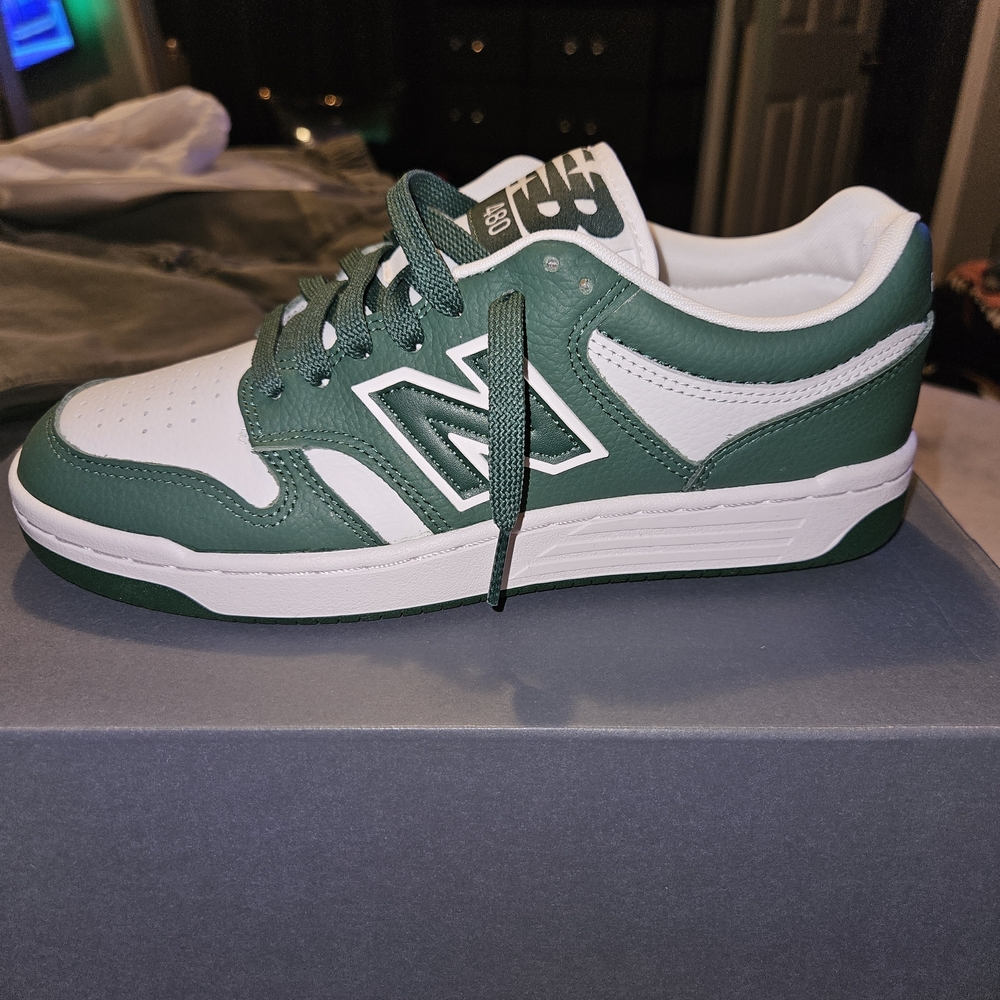 New Balance Men's Green and White Sneakers